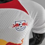 ESCUDO Camiseta Leipzig Primera Equipación 2022-2023 Versión Jugador