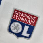 ESCUDO Camiseta Olympique de Lyon Primera Equipación 2022-2023 Versión Aficionado