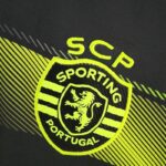 ESCUDO Camiseta Sporting de Lisboa Segunda Equipación 2022-2023 Versión Aficionado