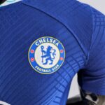 ESCUDO Camiseta de Chelsea Primera Equipación 2223 Versión Jugador