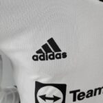 MARCA Segunda Equipación manga larga Manchester United 2022-2023