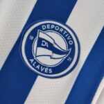 Camiseta Alaves primera equipación 2022-2023 versión fan escudo