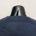 Camiseta prepartido FC Barcelona temporada 2022-2023 - versión jugador - cuello posterior