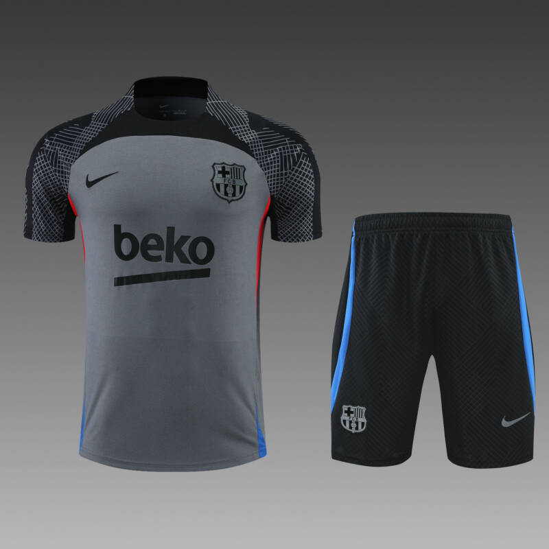 Conjunto de entrenamiento manga corta FC Barcelona gris - 2022-2023 - frontal Conjunto de entrenamiento manga corta FC Barcelona gris - 2022-2023 - frontal