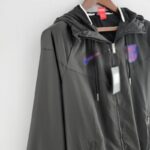 Cortaviento del FC Barcelona negro - lateral