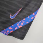Pantalón corto negro Barcelona entrenamiento 2021-2022 marca