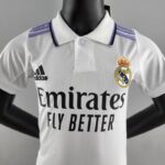 FRONTAL Mini conjunto Real Madrid Primera equipación 22/23