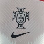 Camiseta Portugal edición especial 2022 - versión jugador-escudo