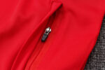 Bolsillo de la chaqueta del chándal rojo del Liverpool 2022-2023