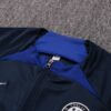 Cuello de la chaqueta del chándal zafiro del Chelsea 2022-2023