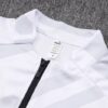 Cuello del chándal blanco del Olympique de Marsella 2022-2023