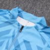 Cuello del chándal celeste del Manchester City 2022-2023
