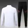Dorsal del conjunto chándal blanco del Bayern de Múnich 2022-2023