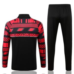Dorso del conjunto de chándal negro de la A.C Milan 2022-2023