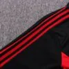 Hombro de la chaqueta del chándal negro del Manchester United 2022-2023