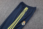 Lateral del pantaló del Real Madrid 2022-2023