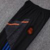 Lateral del pantalón Real Madrid azul 2022-2023
