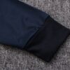 Manga de la chaqueta del chándal azul zafiro del Arsenal 2022-2023