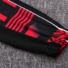 Manga de la chaqueta del chándal negro de la A.C Milan 2022-2023