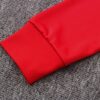 Manga de la chaqueta del chándal rojo del Liverpool 2022-2023