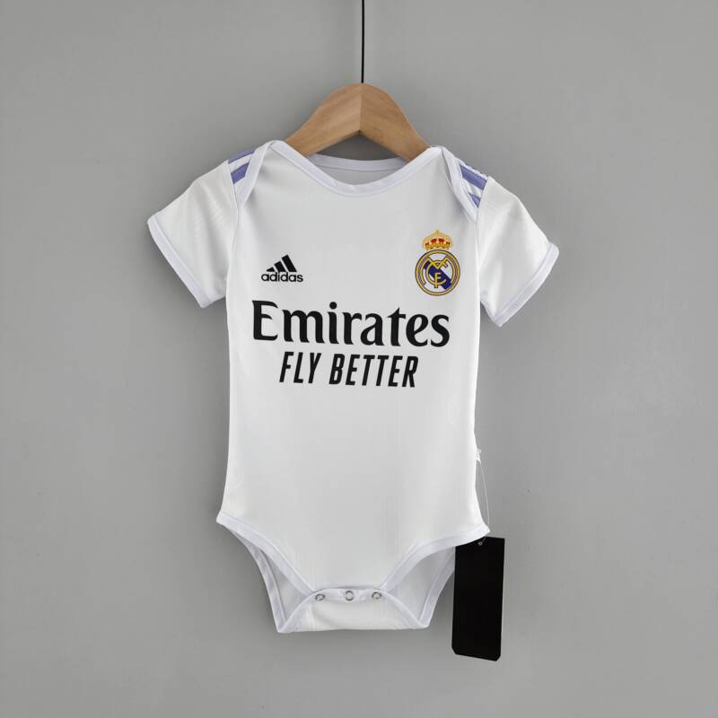 Body Real Madrid primera equipación 2022-2023 frontal 2 Body Real Madrid primera equipación 2022-2023 frontal 2