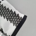 Body de la Juventus primera equipación 2022-2023 botones