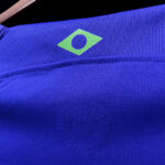 Camiseta Brasil femenino segunda equipación 22-23 dorso del cuello
