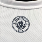 Camiseta Manchester City de entrenamiento 2022-2023 dorso del cuello
