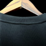 Camiseta Olympique de Lyon tercera equipación 2022-2023 dorso del cuello