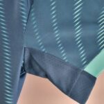 Camiseta Real Madrid clásico azul oscuro 2022-2023 sobaco manga