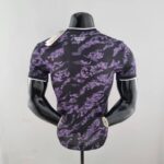 Camiseta Real Madrid edición especial violeta 2022-2023 dorso