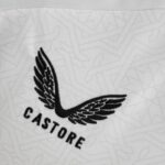 Camiseta Sevilla primera equipación 2022-2023 logo