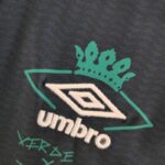 Camiseta Werder Bremen versión tatuaje 2022-2023 logo