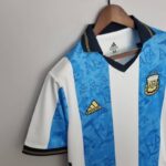 Camiseta edición Conmemorativa del Maratón de Argentina 2022-2023 frontal1