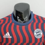 Player Bayern Munich entrenamiento 2022-2023 cuello
