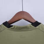 Camiseta AC Milan tercera equipación 2022-2023 dorso del cuello