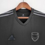 camiseta arsenal negra 2023 cuello v