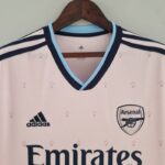 Camiseta Arsenal tercera equipación 2022-2023 cuello frontal