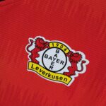 Camiseta Bayer 04 Leverkusen primera equipación 2022-2023 escudo
