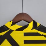 Camiseta Borussia Dortmund Pre-partido 2022-2023 dorso del cuello