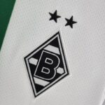Camiseta Borussia Mönchengladbach Local 2022-2023 escudo