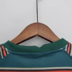 Camiseta Liverpool Entrenamiento 2022-2023 dorso del cuello