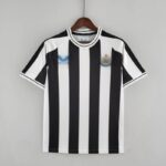 Camiseta Newcastle Local versión jugador 2022-2023 frontal