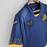 Camiseta Newcastle segunda equipación 2022-2023 lateral