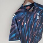Camiseta Nottingham Forest tercera equipación 2022-2023 lateral