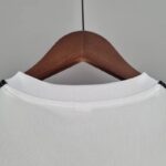 Camiseta Real Madrid entrenamiento blanco 2022-2023 dorso del cuello