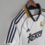 Camiseta Retro Real Madrid primera equipación 2000 lateral