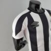 Camiseta Sanatos FC segunda equipación 2022-2023 versión jugador lateral