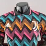 Polo Juventus versión jugador 2022-2023 cuello