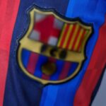 Conjunto barcelona 2023 escudo